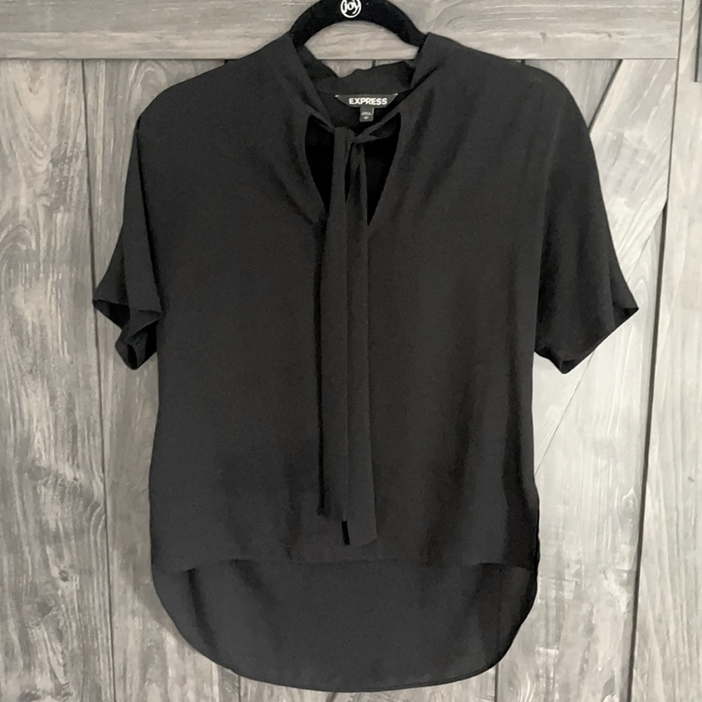 Express front tie blouse